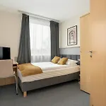 Functional With Ac Lechicka Very Berry By Renters