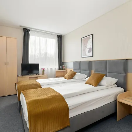 Apartmán Functional With Ac Lechicka Very Berry By Renters Poznaň