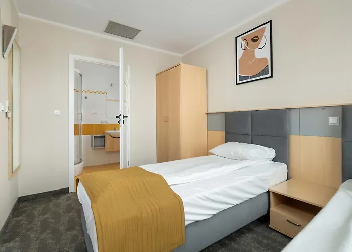 Functional With Ac Lechicka Very Berry By Renters Poznań